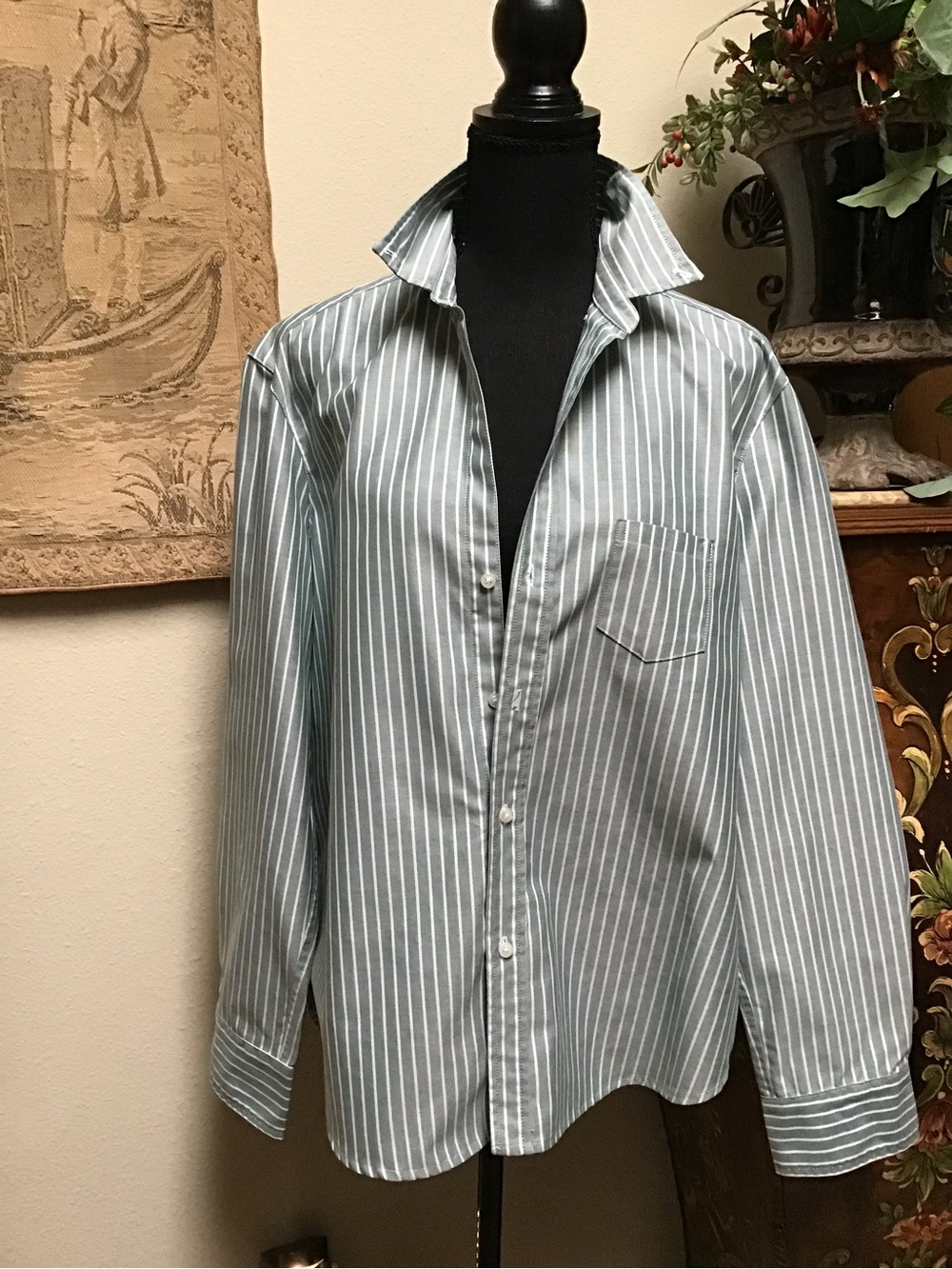 Frank & Eileen Women’s Light Green and White Vertical Stripe Button-Down Shirt
